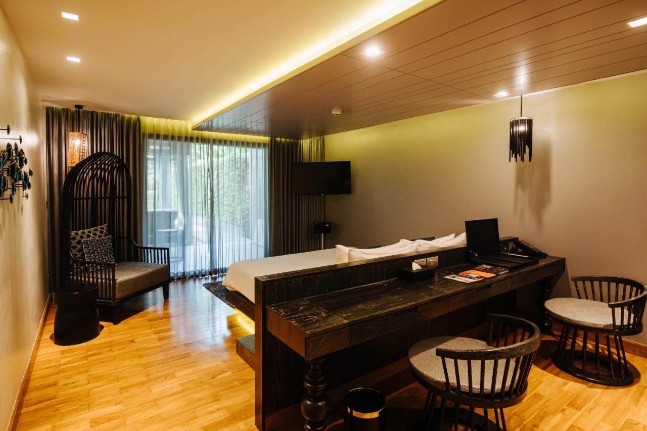 Tempat peranginan Cross Riverside