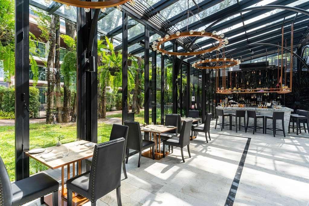 Курортный комплекс Cross Riverside Чиангмай